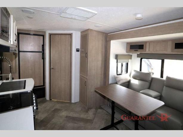 Used 2023 Palomino SolAire 208SS image 7