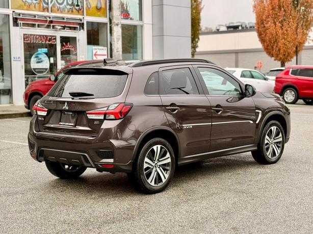 2023 Mitsubishi RVR GT - No Accidents, 1 Owner, Leather, Moonroof image 5