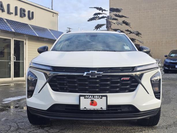 2024 Chevrolet Trax FWD 4dr 2RS image 2