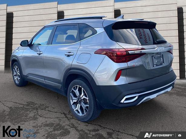 2023 Kia Seltos EX LEATHER HEATED & VENTILATED SEATS! SUNROOF! NAVIGATION! BLUET image 4