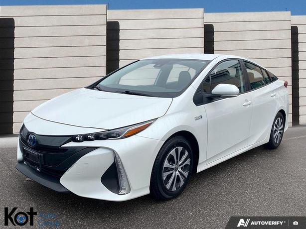 2021 Toyota Prius Prime Base ADAPTIVE CRUISE CONTROL! APPLE CARPLAY & ANDROID AU image 1