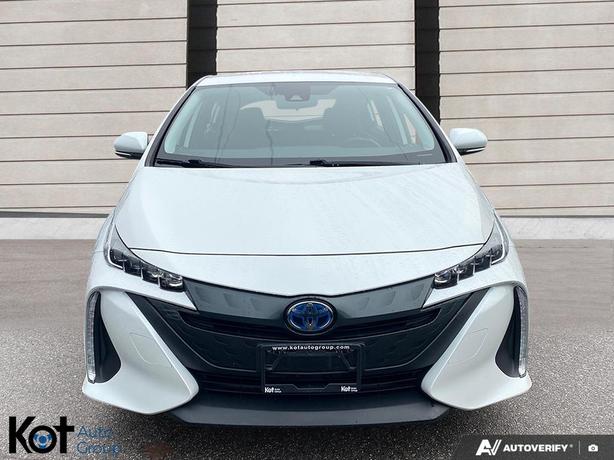 2021 Toyota Prius Prime Base ADAPTIVE CRUISE CONTROL! APPLE CARPLAY & ANDROID AU image 2