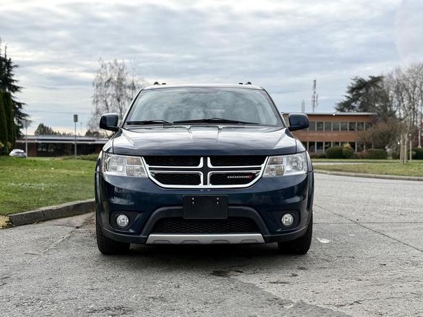 2013 Dodge Journey R/T AWD 7-Passenger SUV image 3