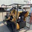 2025 AGT INDUSTRIAL MX-MZT14 RUBBER TRACK RIDE ON MINI SKID STEER (New) thumbnail image 3
