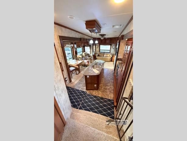 Used 2012 Keystone RV Alpine 3600RS image 7