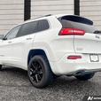 2016 Jeep Cherokee Overland thumbnail image 4