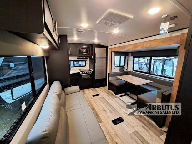 Used 2022 Keystone RV Springdale 242RKWE image 7