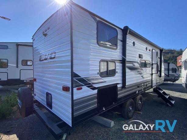 Used 2023 Forest River RV EVO 2260BHX image 5
