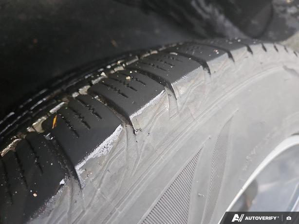 2015 Ford Explorer Sport | No Reported Accidents! image 7