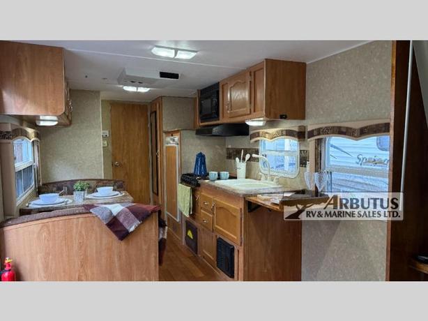 Used 2009 Gulf Stream RV Ameri-Lite 25BH image 4