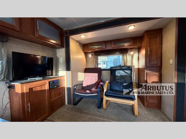 Used 2013 Skyline Walkabout 23CK image 6