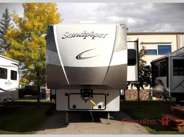 Used 2023 Forest River RV Sandpiper 3370RLS image 2