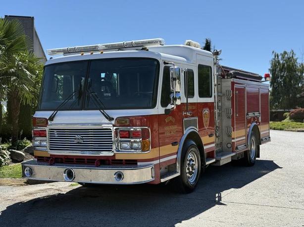 2004 American LaFrance Eagle Firetruck Diesel image 4