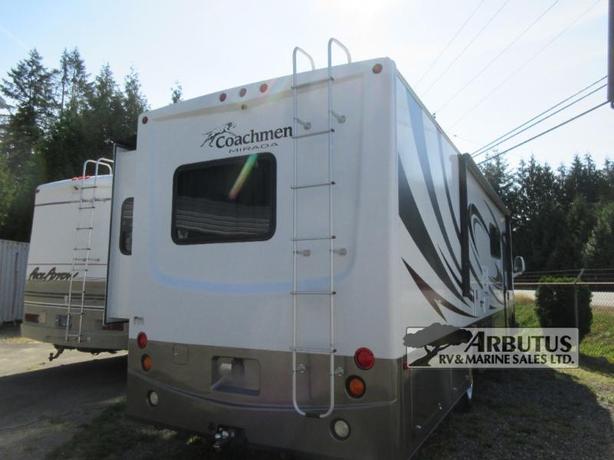 Used 2012 Coachmen RV Mirada 29DS image 5