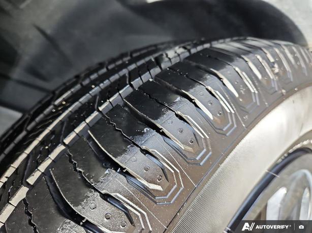 2022 Jeep Compass Sport | No Reported Accidents! image 7