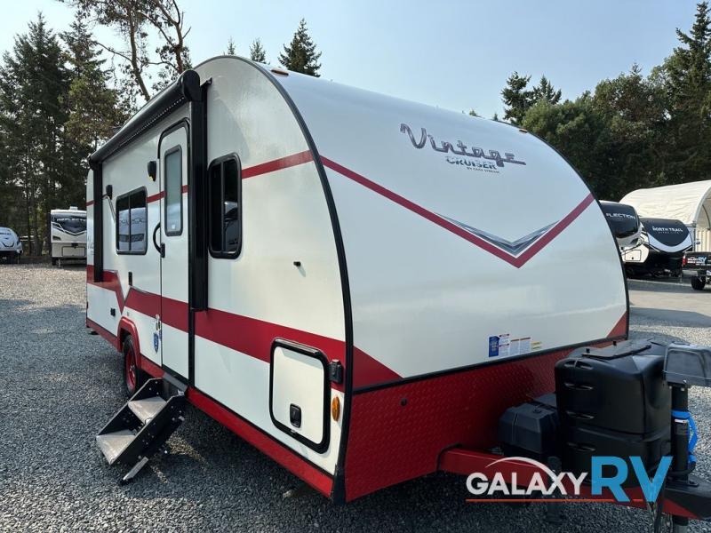 Used 2021 Gulf Stream RV Vintage Cruiser 19MBS display photo