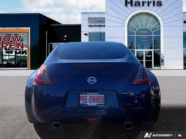 2018 Nissan 370z Manual | Heated Seats! image 5