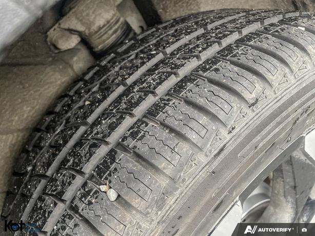 2024 Kia Sorento Base image 7