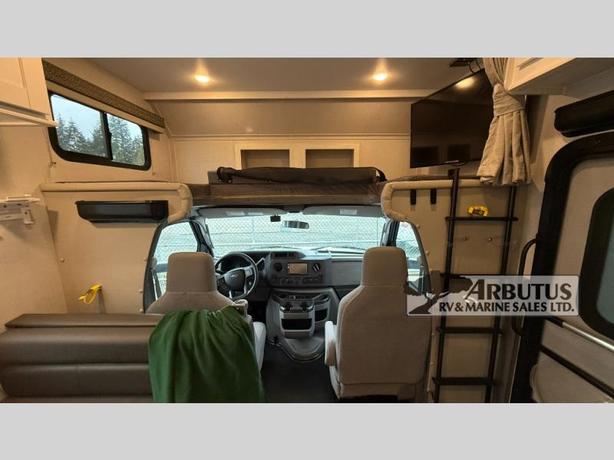 Used 2024 Gulf Stream RV Conquest 6220LE image 6