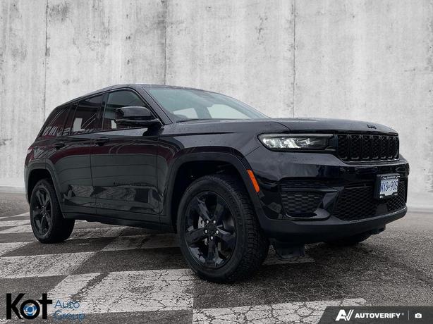 2025 Jeep Grand Cherokee ALTITUDE | DEMO CLEAROUT SAVE OVER $9,500 & FREE WINTER image 3