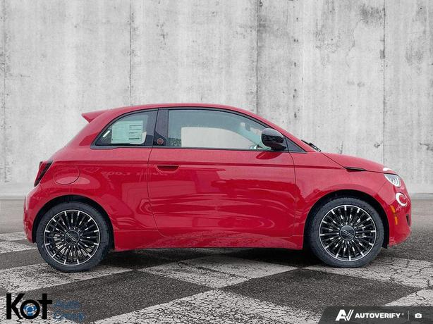 2025 Fiat 500e RED EDITION | LOWEST PRICED BEV IN CANADA | $11,890 OFF!! demo image 4