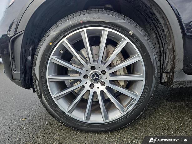 2023 Mercedes-Benz GLC 300 4MATIC Coupe | No Reported Accidents! image 6