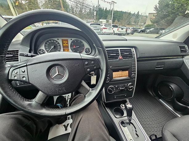 2011 Mercedes-Benz  B 200 image 6