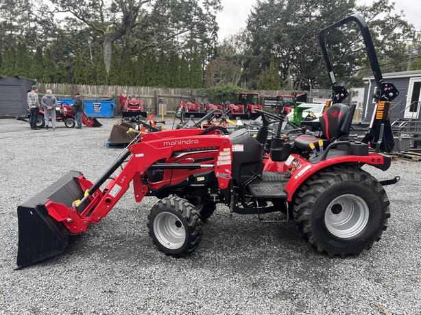 2024 Mahindra 2100 series 2126 HST image 7