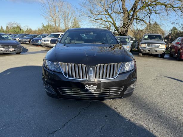 2011 Lincoln MKS image 2