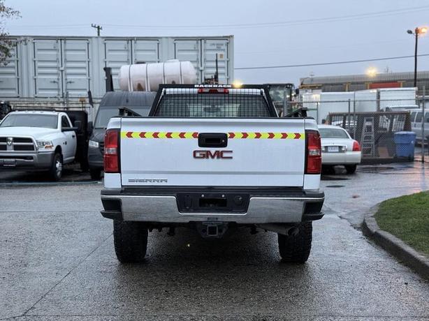 2017 GMC Sierra 3500HD 4x4 Long Box Plow Truck image 7