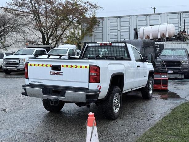 2017 GMC Sierra 3500HD 4x4 Long Box Plow Truck image 8