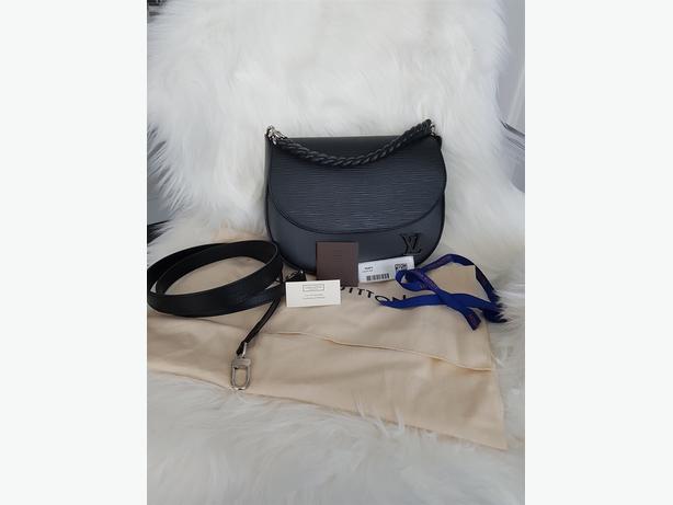 Brand New AUTHENTIC Louis Vuitton-Luna image 8