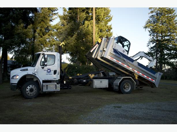 RAL BOBCAT SERVICE image 3