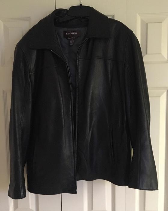 Danier Leather  Jacket Size  UK size 42-44 R display photo