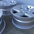 Brand New Jeep Wrangler OEM Rims *Never Used* thumbnail image 2