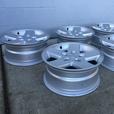 Brand New Jeep Wrangler OEM Rims *Never Used* thumbnail image 3