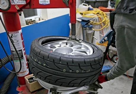 Set: 185/55R15"Tires display photo