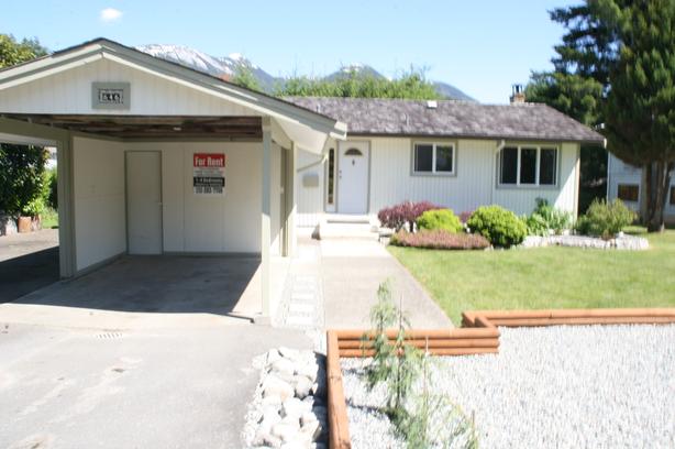 Gold River, B.C. Crew Accommodations - Vacation rentals image 6