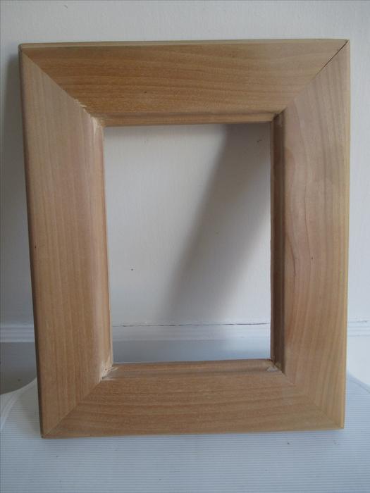 Picture Frames display photo