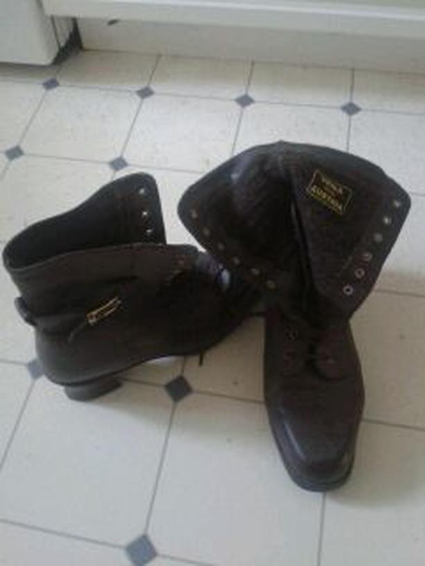 Clarks /   Guess /   Lulu Lemon  / VENA MODE AUSTRIA Boots image 4