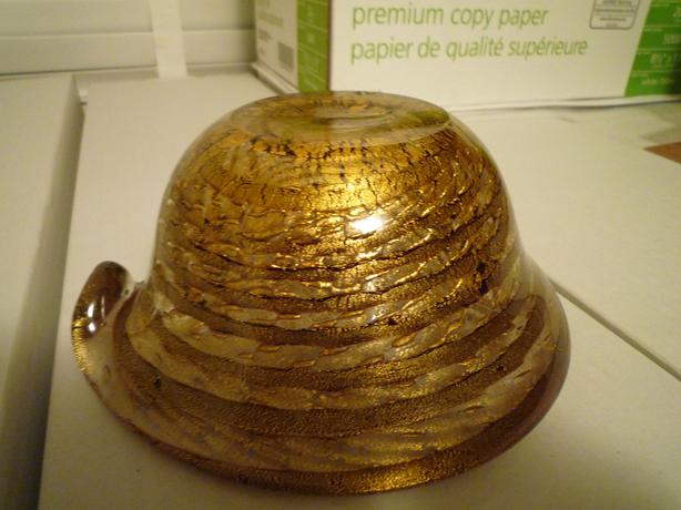 Hand Made Gold leaf Infused Glass Decorative Dish or Ashtray image 3