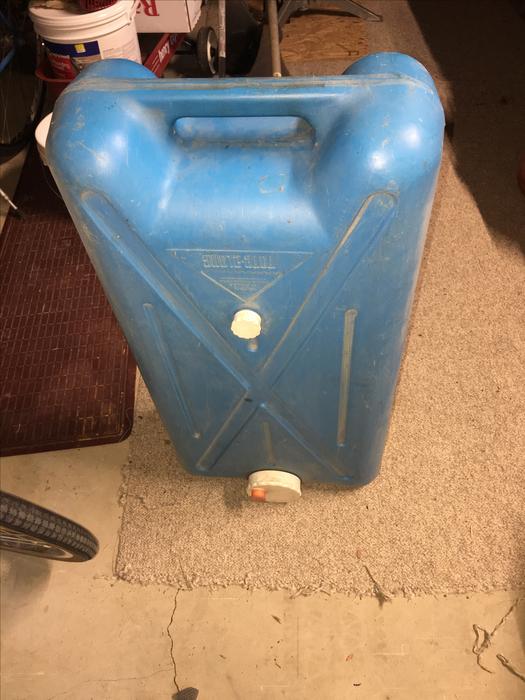 RV Blue Honey Wagon 10 US Gallon display photo