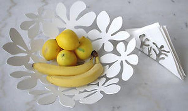 WHITE DECORATIVE BOWL image 4