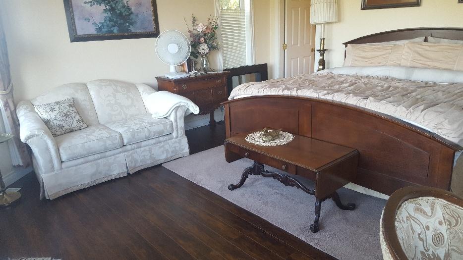 NOV 15- Ocean View KING Suite per week/month display photo