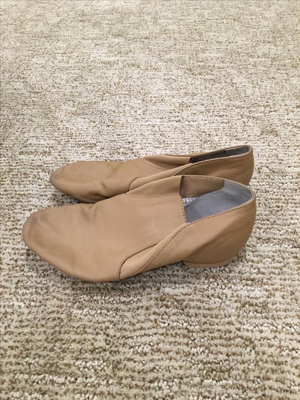 Bloch Tan Jazz Shoes size 6.5 image 2