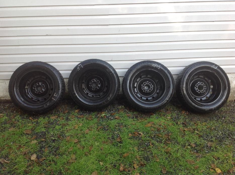 *New Price*. 4 Wheels (w/snow tires) for (2001 ???) Nissan Altima SL (5 bolt) display photo