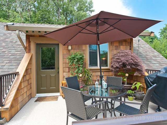 Great Location for Airport Commuters display photo