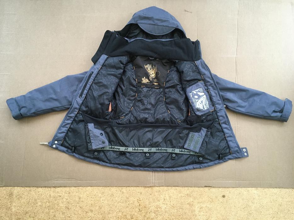 Women's snow jacket Billabong display photo