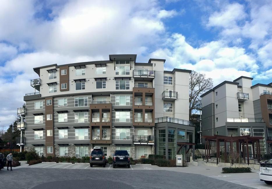 Condo @ The Shire  306-1016 Inverness Rd display photo