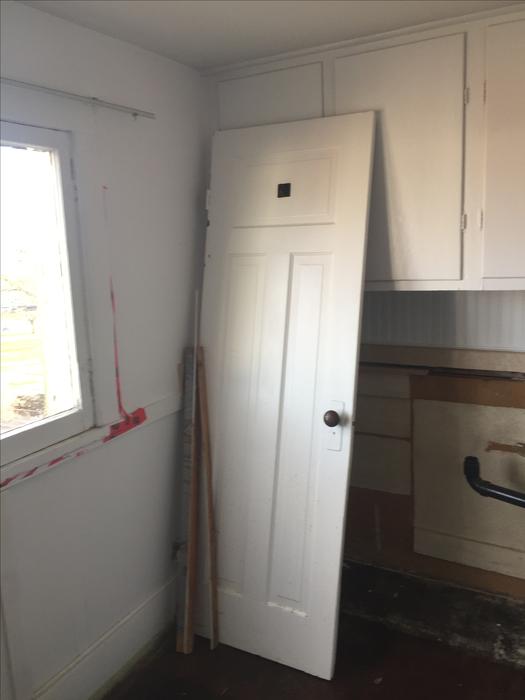 3 panel wood frame door display photo
